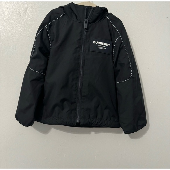 Burberry Designer 2023 Black Lightweight WindBreaker size 3T - Picture 3 of 8